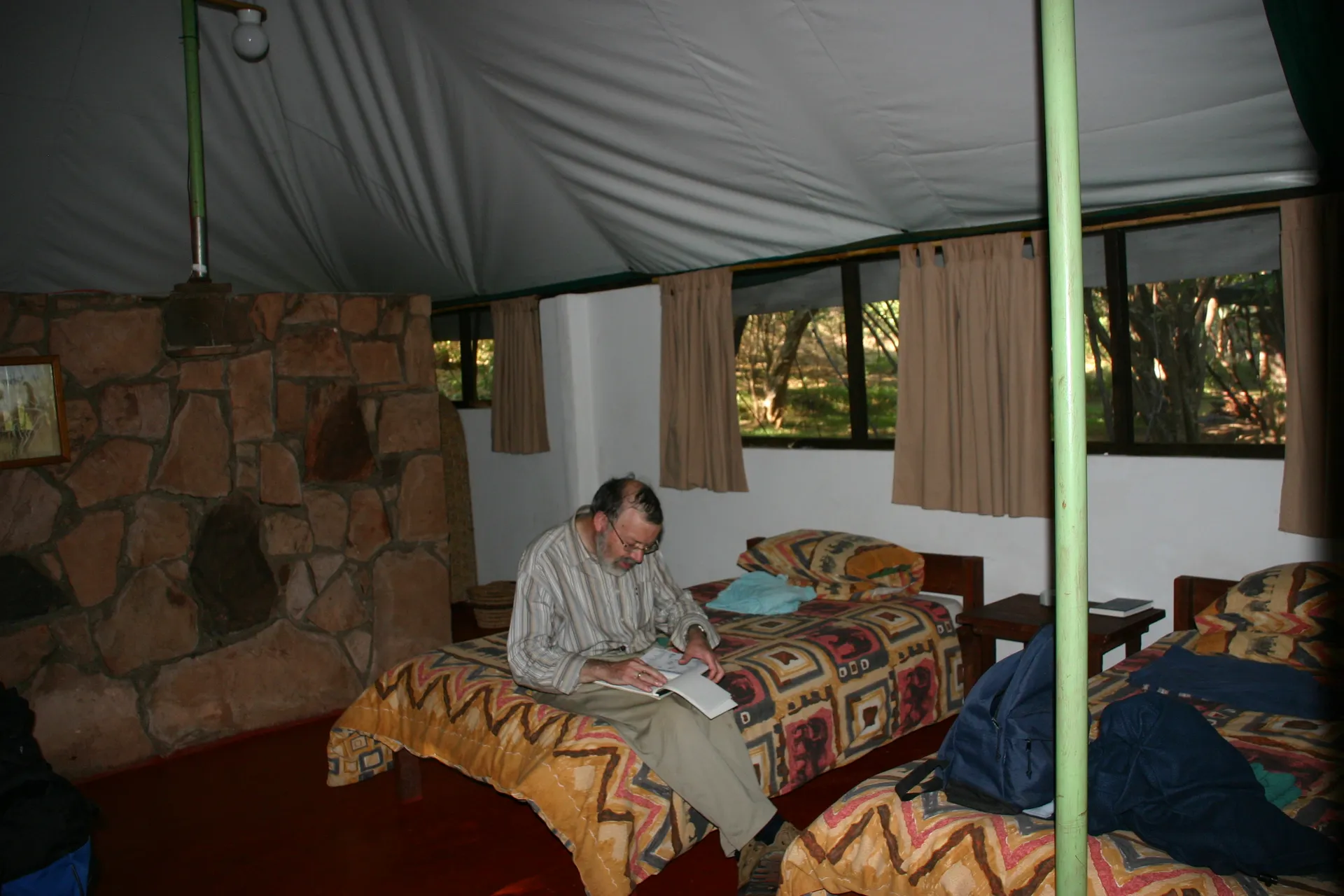 Het smaakvolle interieur van het chalet [Lower Zambezi]