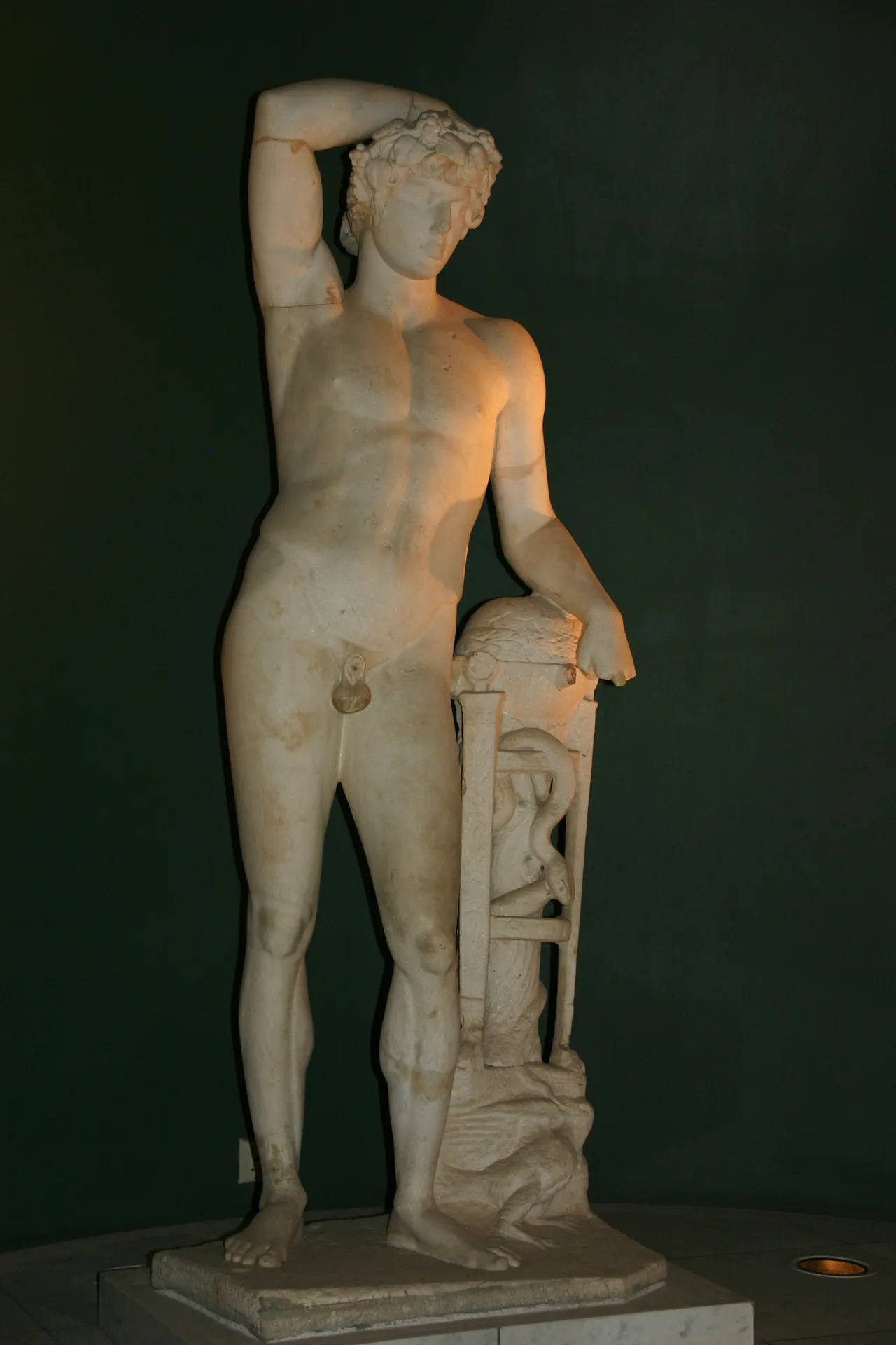 Beeld van Apollo, afkomstig uit de baden van Hadrianus in Leptis Magna [Tripoli, Nationaal Museum]