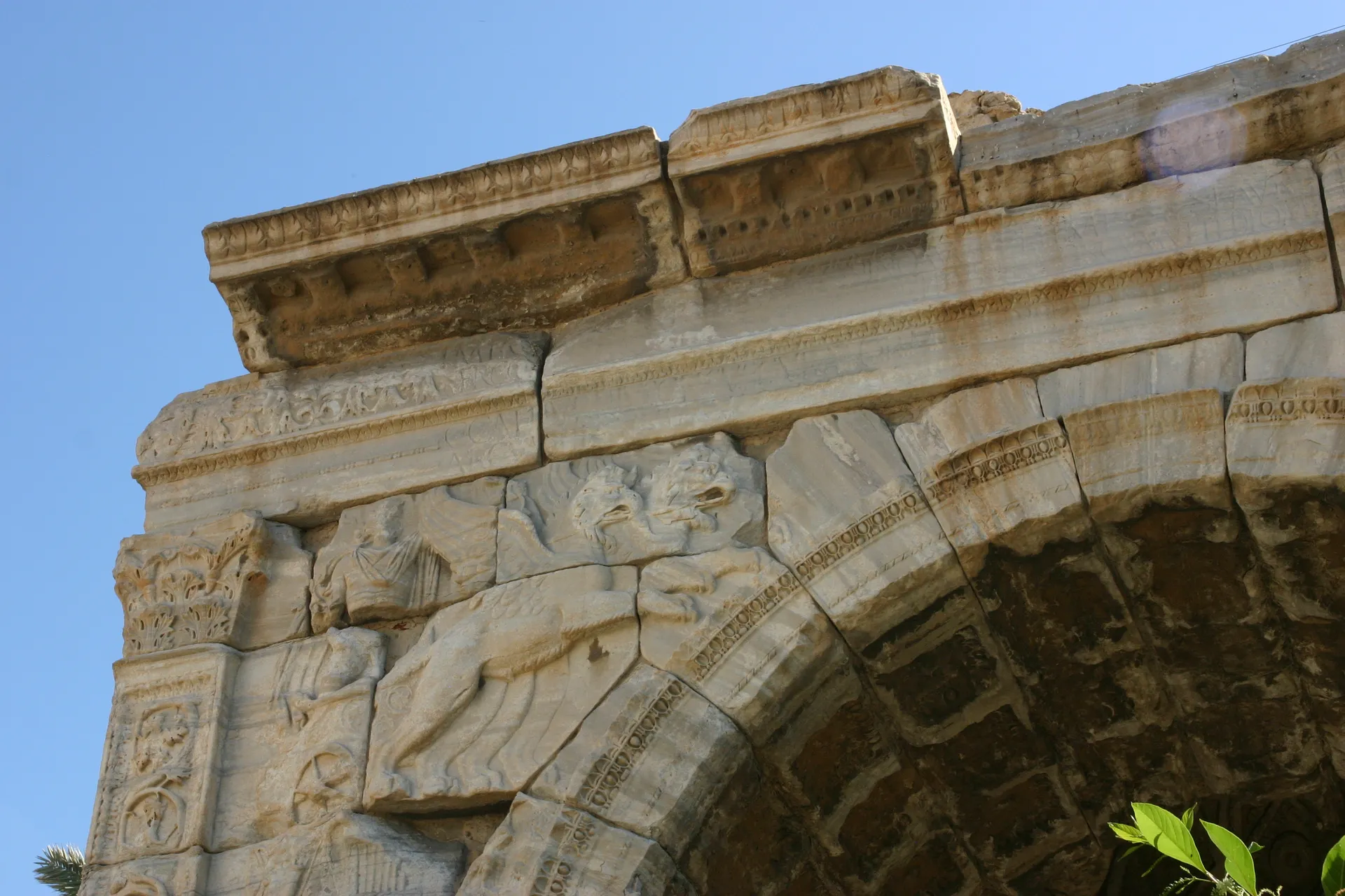 Detail van de boog van Marcus Aurelius [Tripoli, medina]