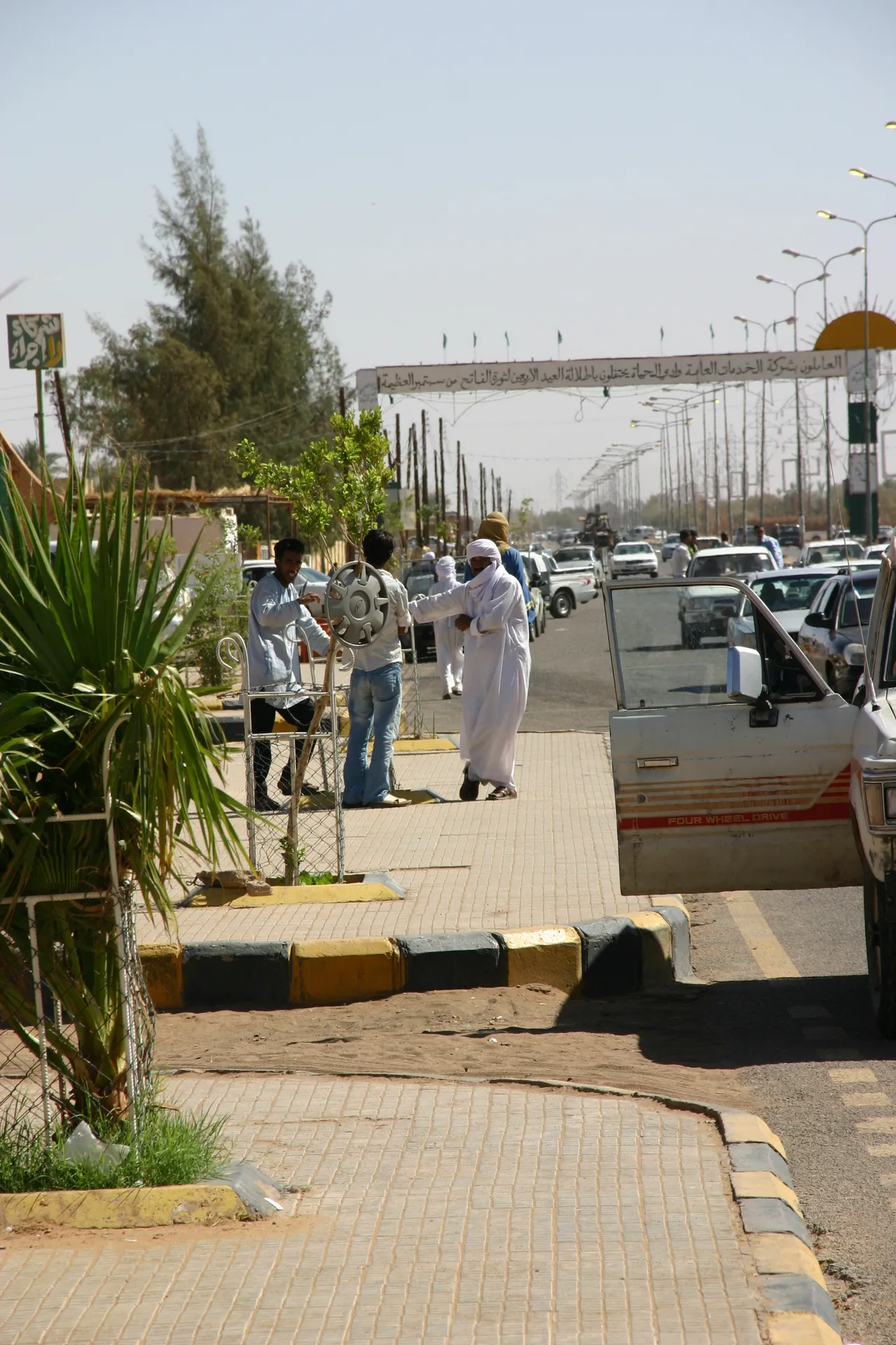 Straatbeeld in Ubari, een klein stadje op de route Sebha-Ghat