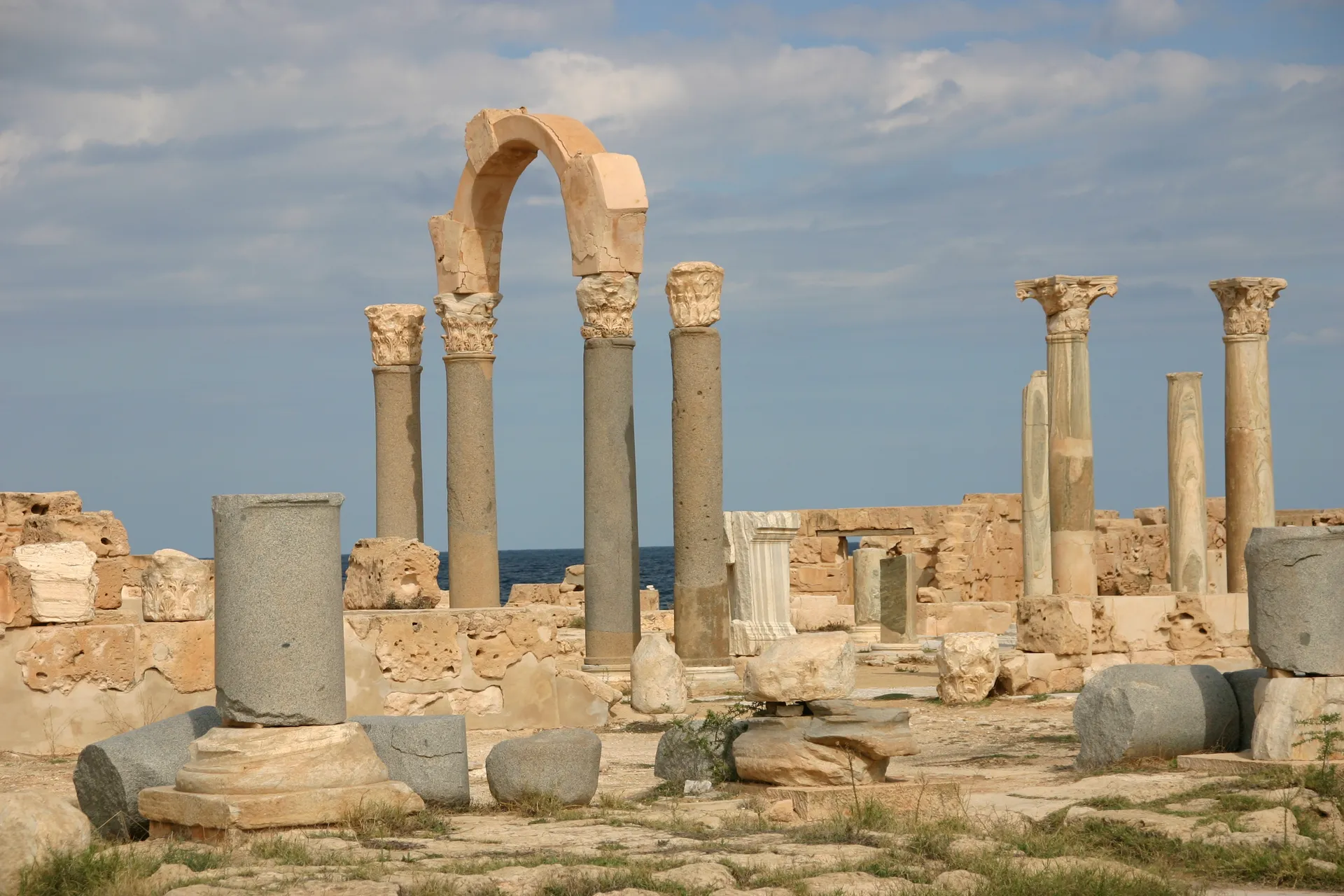 Tempel van Serapis op de opgravingen van Sabratha