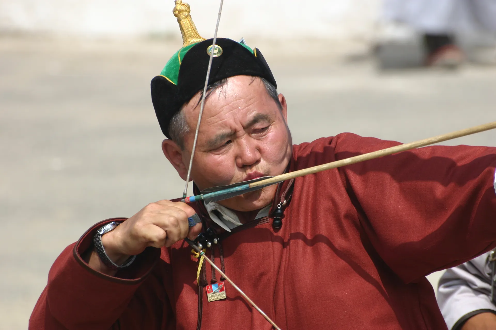 Gespannen boogschutter [Naadam festival, Ulaanbaatar]